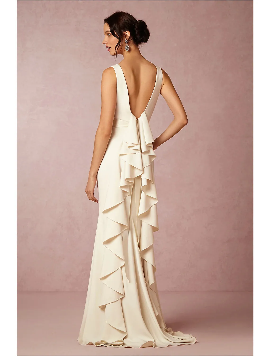 Luolandi Hall Open Back Casual Wedding Dresses Sheath / Column Scoop Neck Sleeveless Sweep / Brush Train Stretch Fabric Bridal Gowns With Draping Fall Wedding Party
