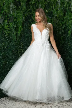 NOX ANABEL JR930 3D Floral Sleeveless V-Neck Wedding Gown