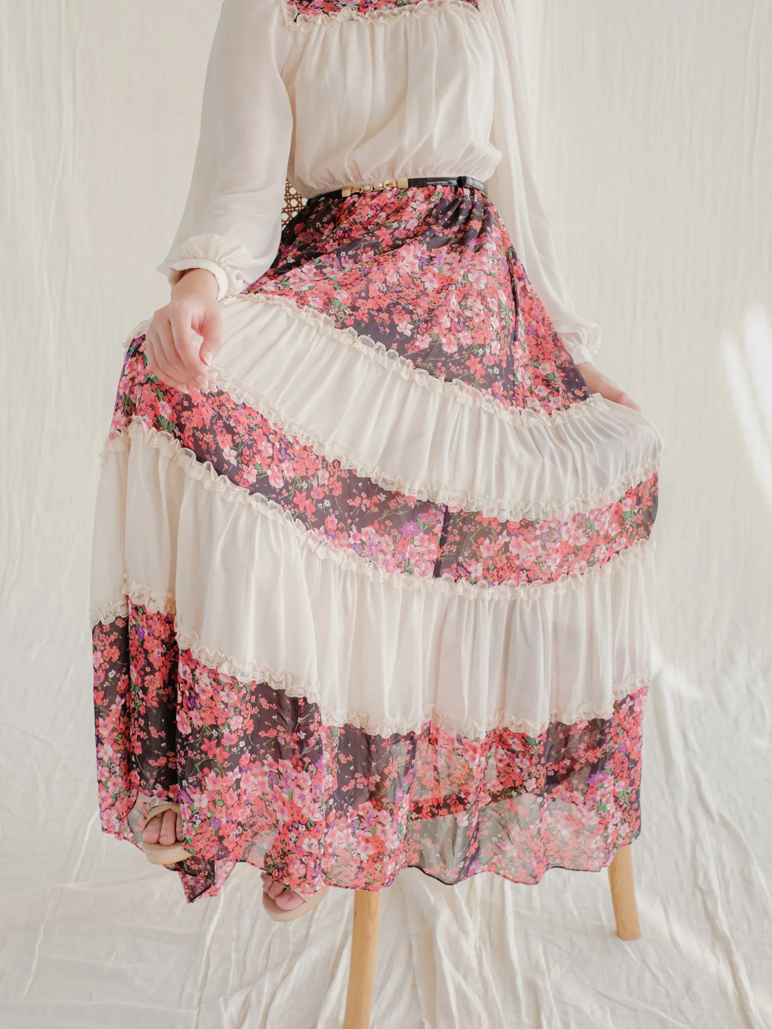 Vintage Floral Print Square Neck Ruffle Detail Maxi Dress