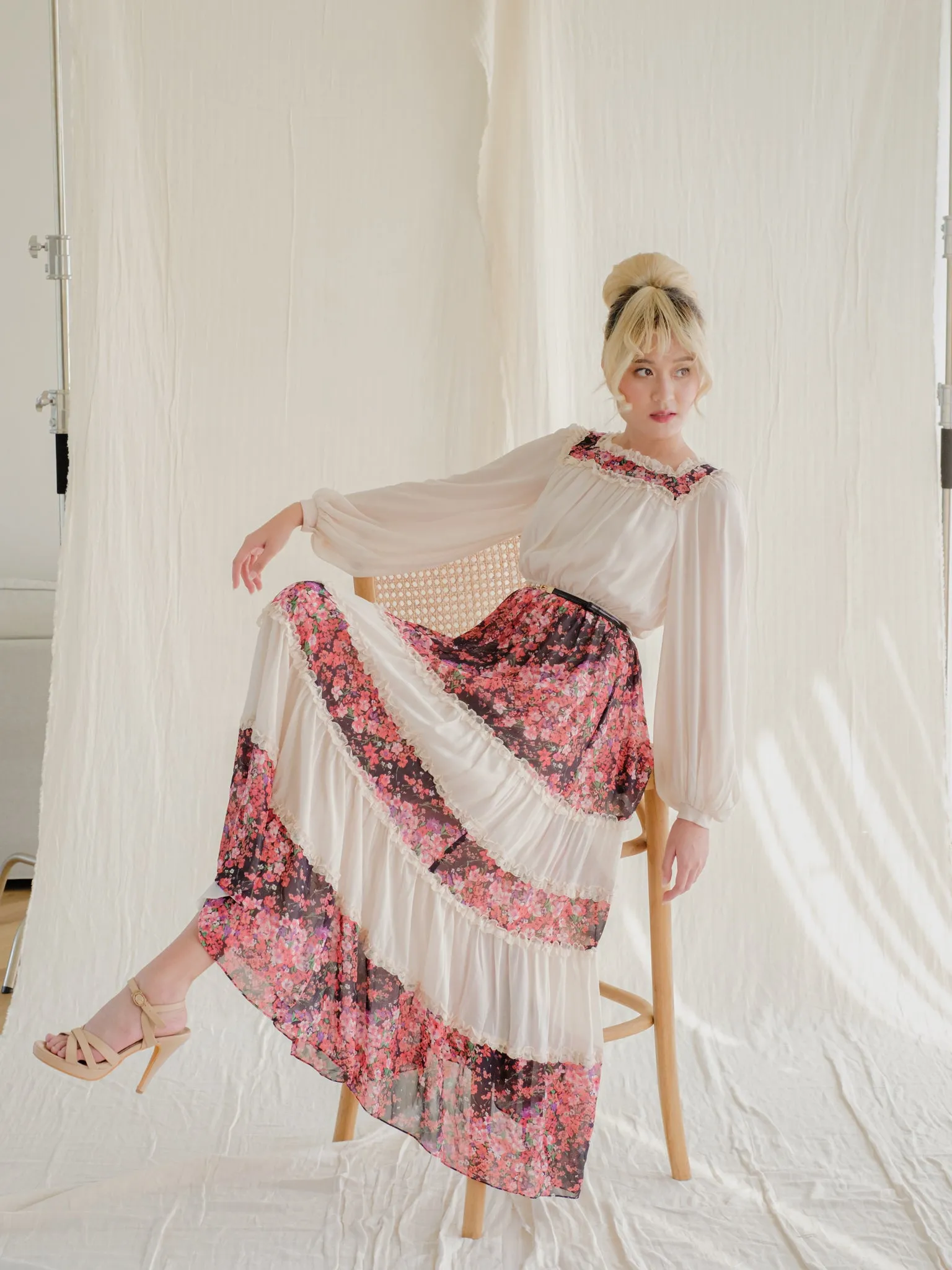 Vintage Floral Print Square Neck Ruffle Detail Maxi Dress