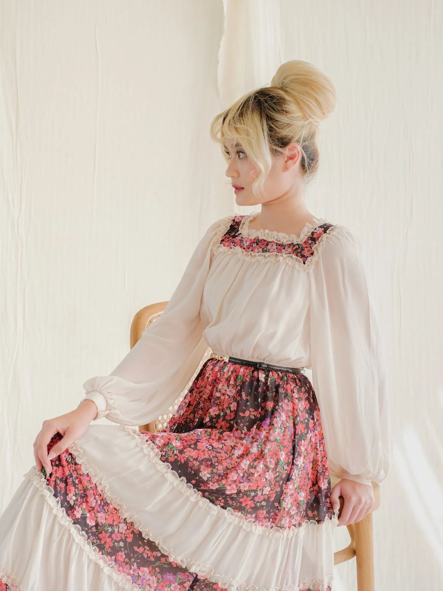 Vintage Floral Print Square Neck Ruffle Detail Maxi Dress